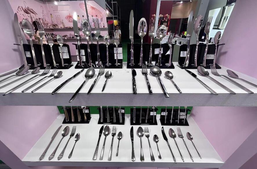 China factory new design stainless steel flatware with bulk price