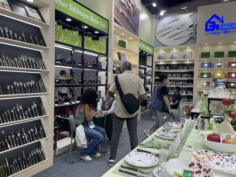 The 136th Canton Fair: Garbo booth fully demonstrates the professionalism of the cutlery factory