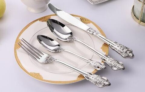 A recommendation of Garbo decorative premium stock stainless steel cutlery sets 