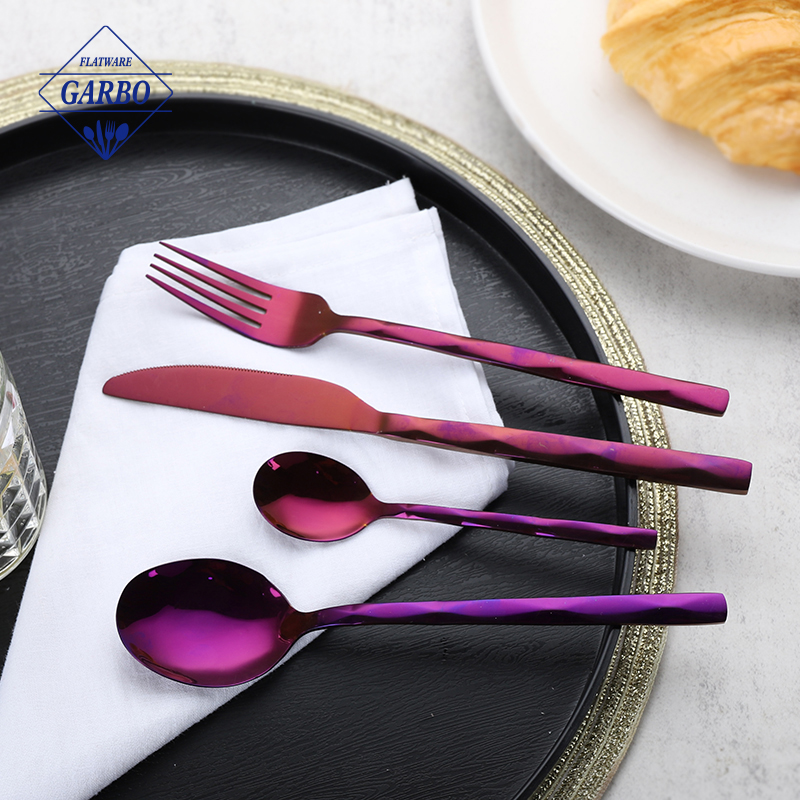 China Produce stainless steel 4pcs cutlery set with simple design purple color