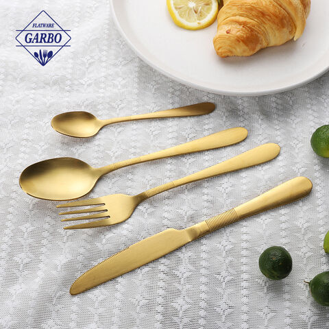 High quality  retro  4pcs flatware with godlen color 