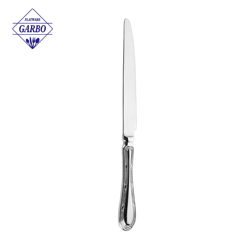 High quality 420 stainless steel dinner knife with shape blade and antiquated handle