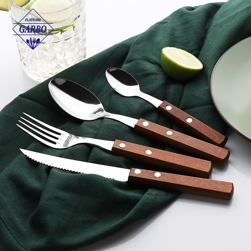 Top food Grand cutlery set for home wholesaler 