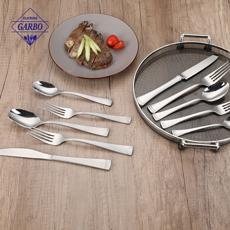 Silver 5pcs Stainless Steel Cutlery Set with Sandblasting Handle