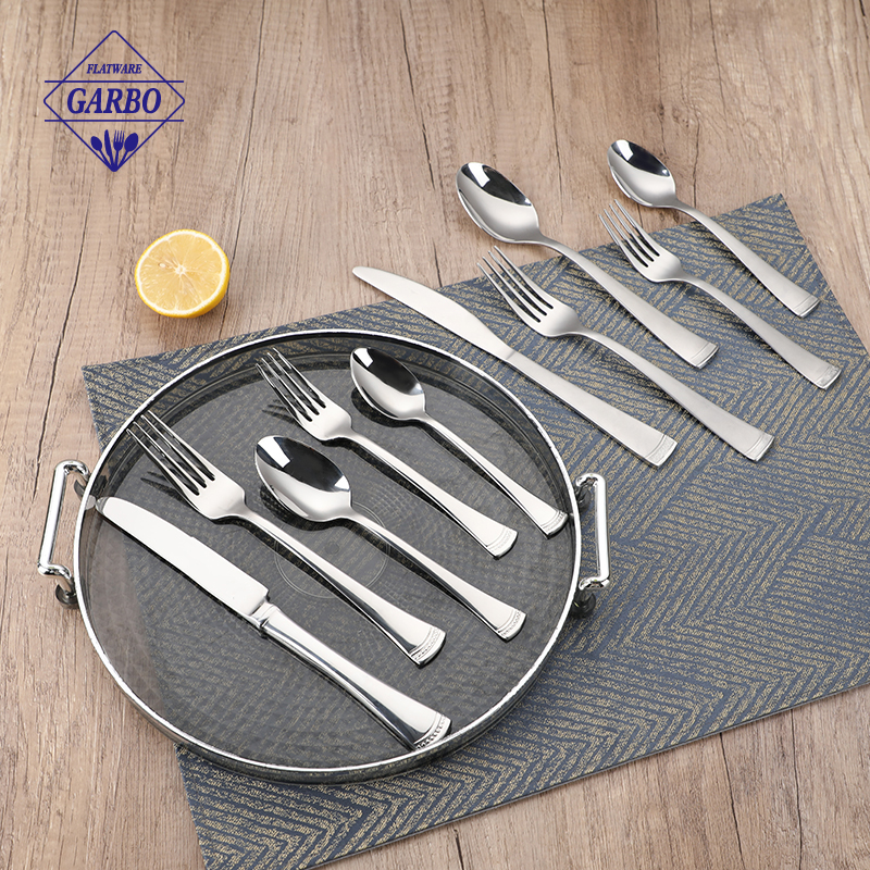 Silver 5pcs Stainless Steel Cutlery Set with Sandblasting Handle