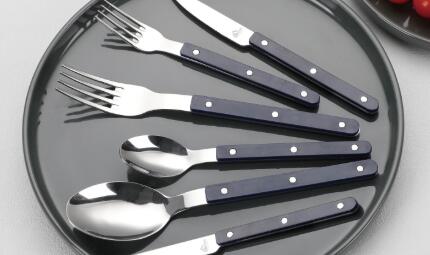 Cheap plastic-handled cutlery from Chinese manufacturer popular in South American and Southeast Asian